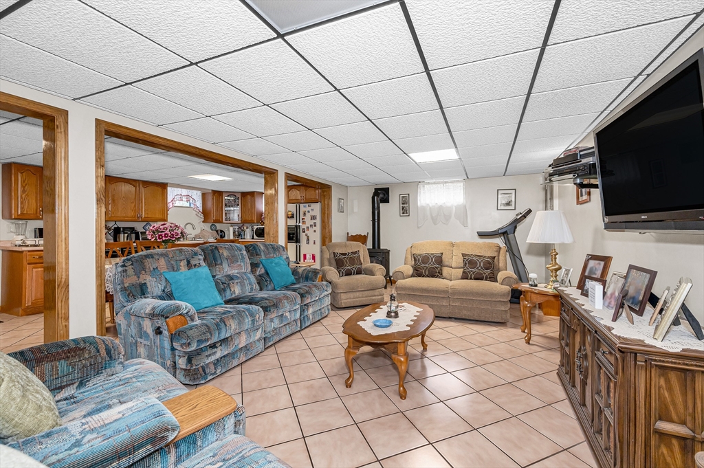 80 Sesame Street Tewksbury, MA 01876 - Photo 26 of 39