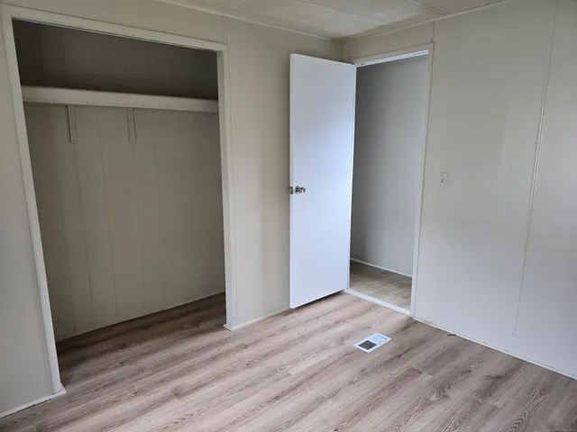 $145,000 | 20 Woodland Park, Shelton, CT 06484