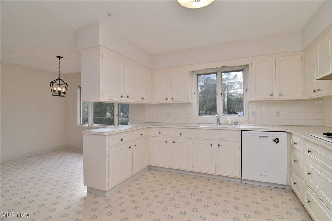 24806 Duffield Road Beachwood, OH 44122 - Photo 11 of 35 Gallery Image 11