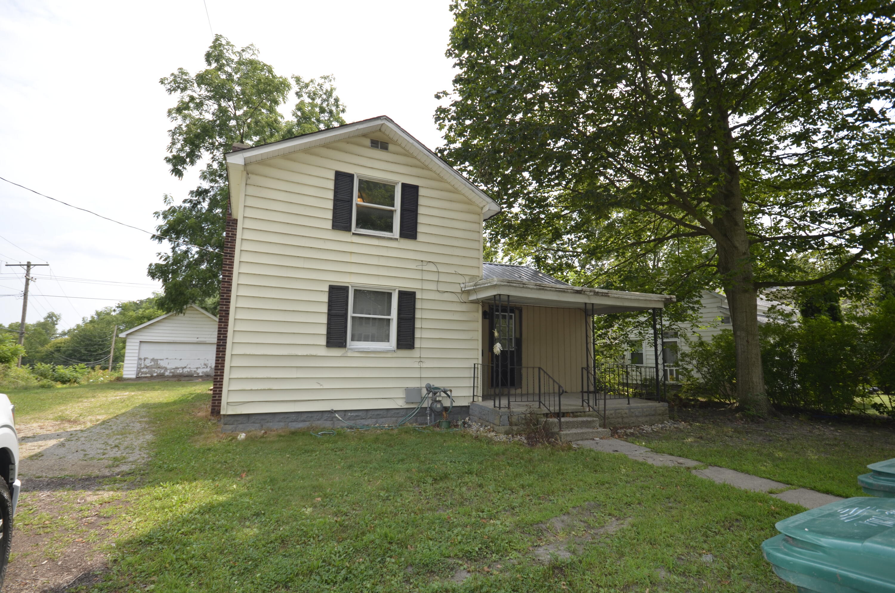 200 South Constantine Street Three Rivers, MI 49093 - Photo 2 of 16 _DSC0031