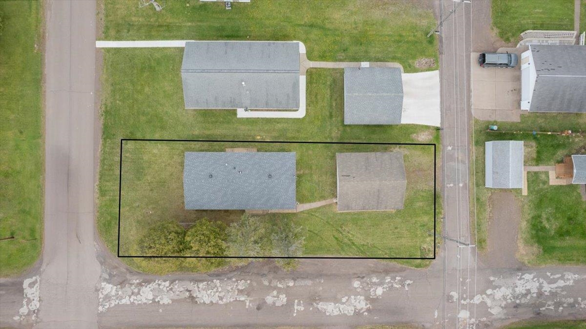 1632 9th Avenue Two Harbors, MN 55616 - Photo 15 of 21 Aerial view of property and surrounding area with property boundaries highlighted