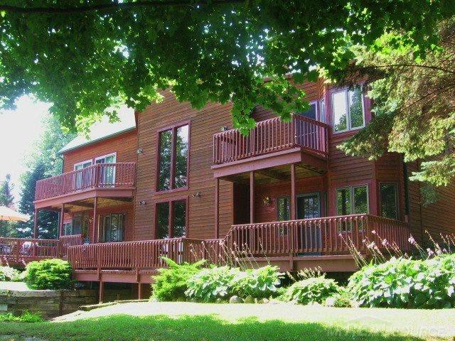 6727 Lakeshore Road Lexington, MI 48450 - Photo 9 of 91