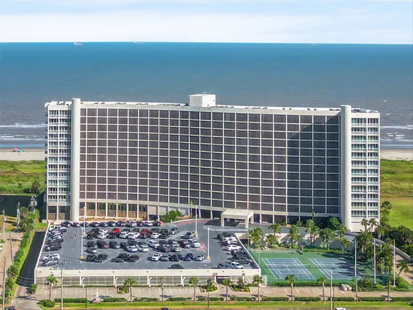 $387,900 | 1401 East Beach Drive, Unit 1108, Galveston, TX 77550