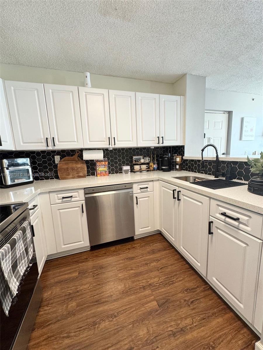 2123 Renaissance Boulevard, Unit 201 Miramar, FL 33025 - Photo 7 of 37 Gallery Image 7