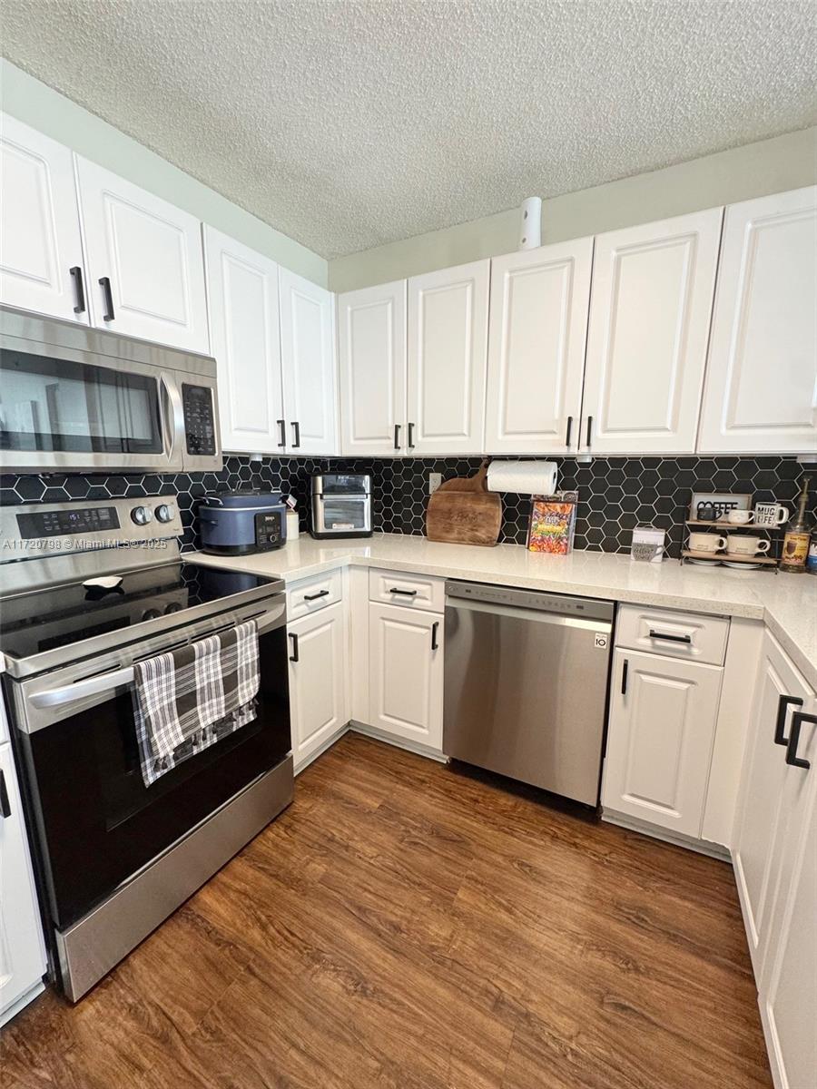 2123 Renaissance Boulevard, Unit 201 Miramar, FL 33025 - Photo 8 of 37 Gallery Image 8