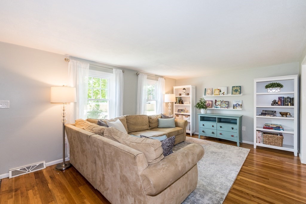 6 Old Farm Road Mansfield, MA 02048 - Photo 14 of 34 Gallery Image 14