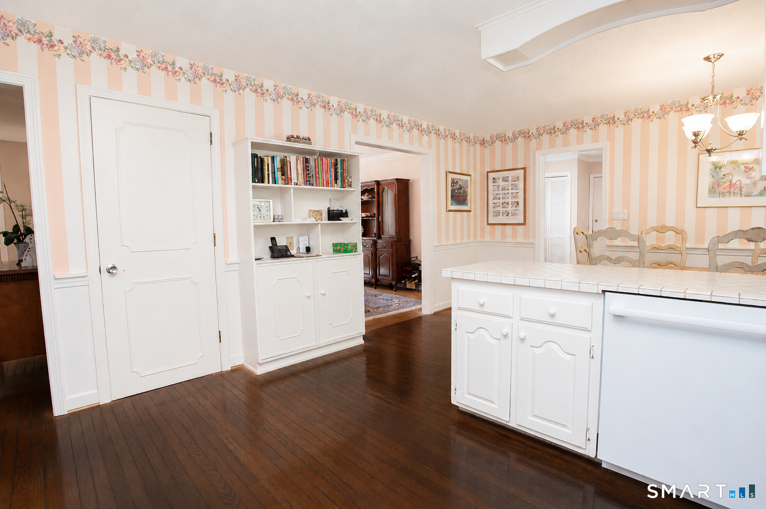 26 Rushleigh Road West Hartford, CT 06117 - Photo 12 of 40