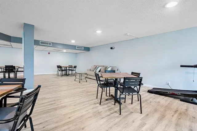 $2,295 | 2707 Northeast 14th Street Causeway, Unit 305, Pompano Beach, FL 33062