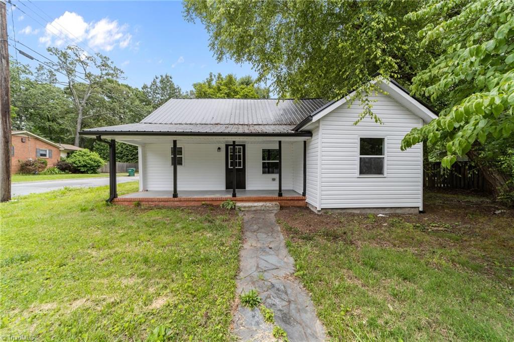 301 Rockspring Road High Point, NC 27262 - Photo 24 of 32 Gallery Image 24