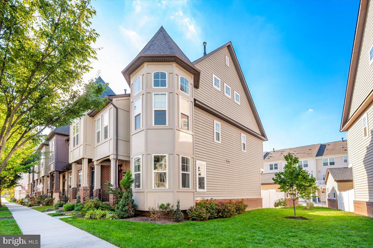 1133 Holden Road Frederick, MD 21701 - Photo 62 of 74 Side yard