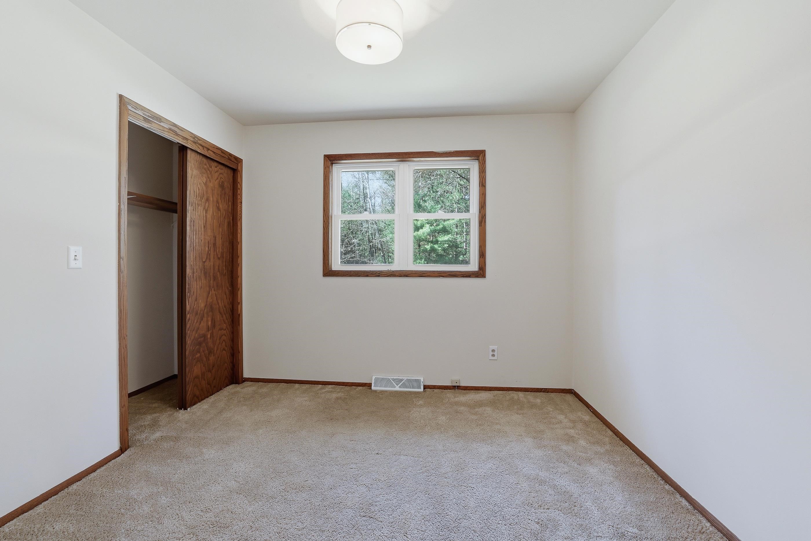 1835 Edgewood Lane Stevens Point, WI 54482 - Photo 18 of 52