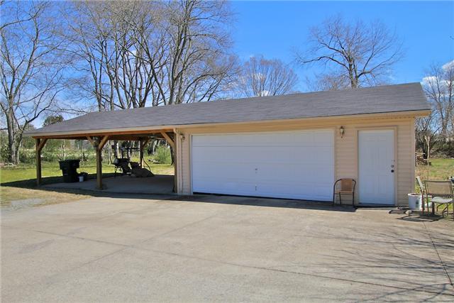 615 McCrary Road Lebanon, TN 37090 - Photo 2 of 13 large detached garage with two car port