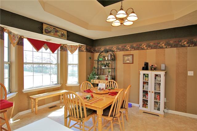 615 McCrary Road Lebanon, TN 37090 - Photo 4 of 13 kitchen nook