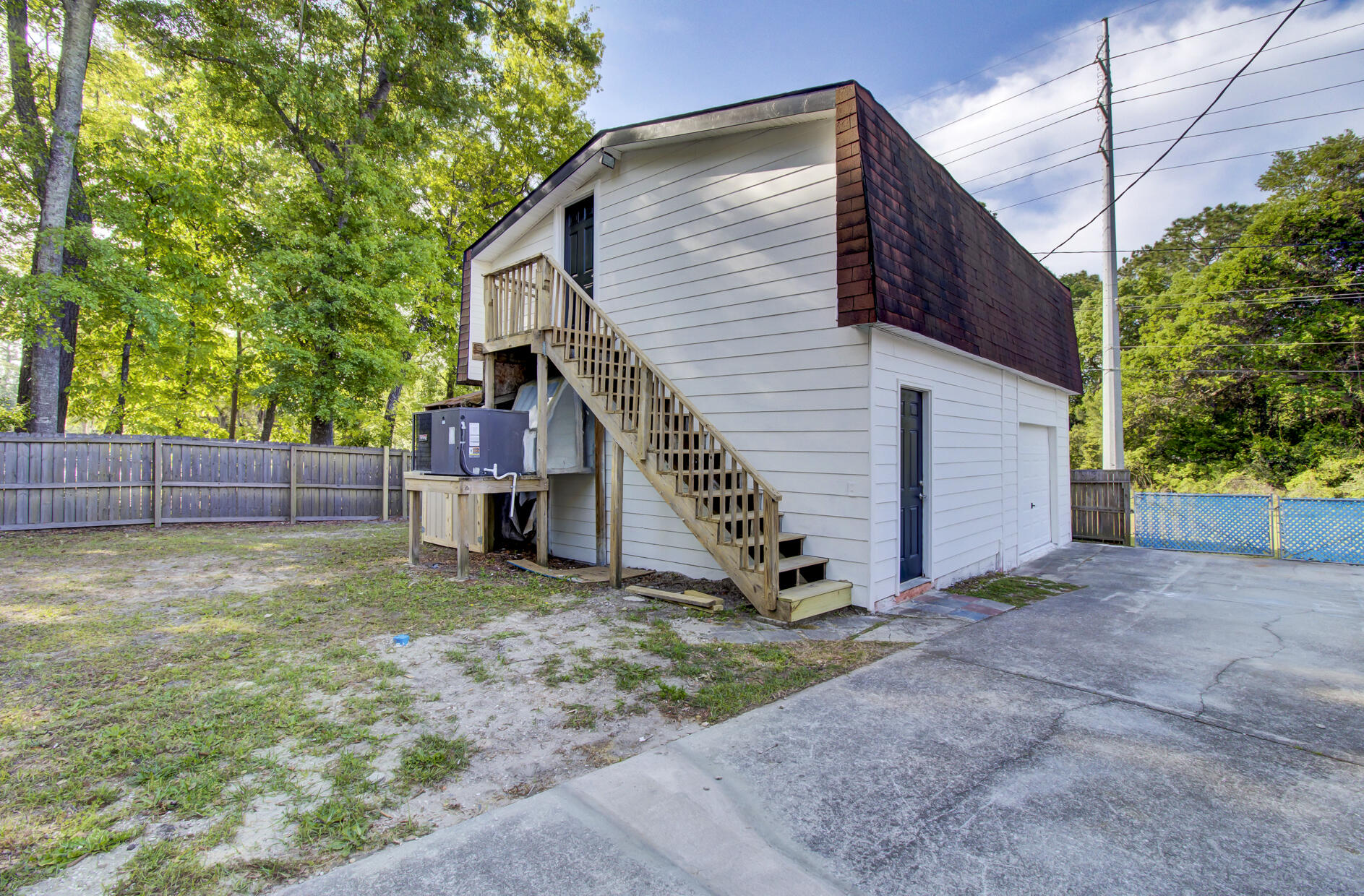 1029 Wheeler Drive Hanahan, SC 29410 - Photo 32 of 61 (9)