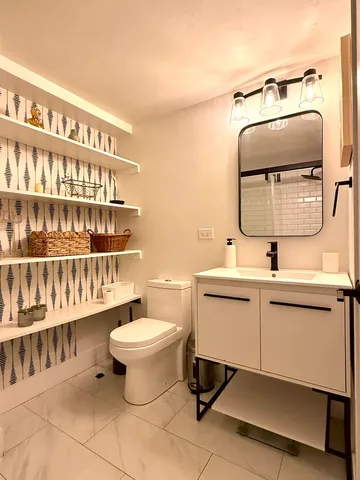 $2,500 | 850 North Dewitt Place, Unit 7F, Chicago, IL 60611