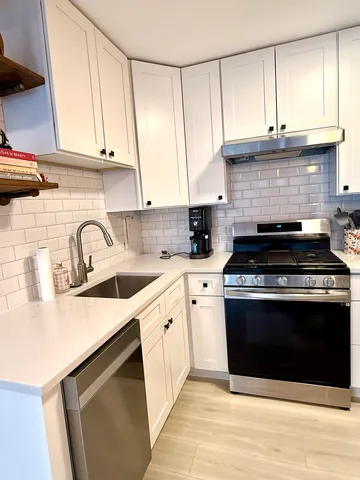 $2,500 | 850 North Dewitt Place, Unit 7F, Chicago, IL 60611