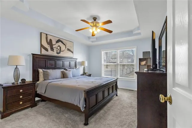 $469,500 | 10916 North Oxford Avenue, Kansas City, MO 64157