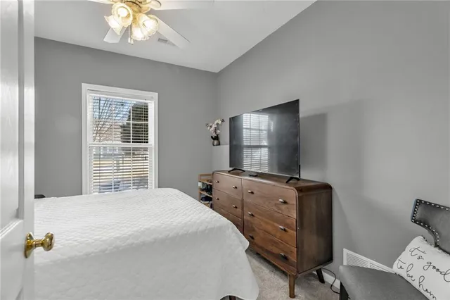 $469,500 | 10916 North Oxford Avenue, Kansas City, MO 64157