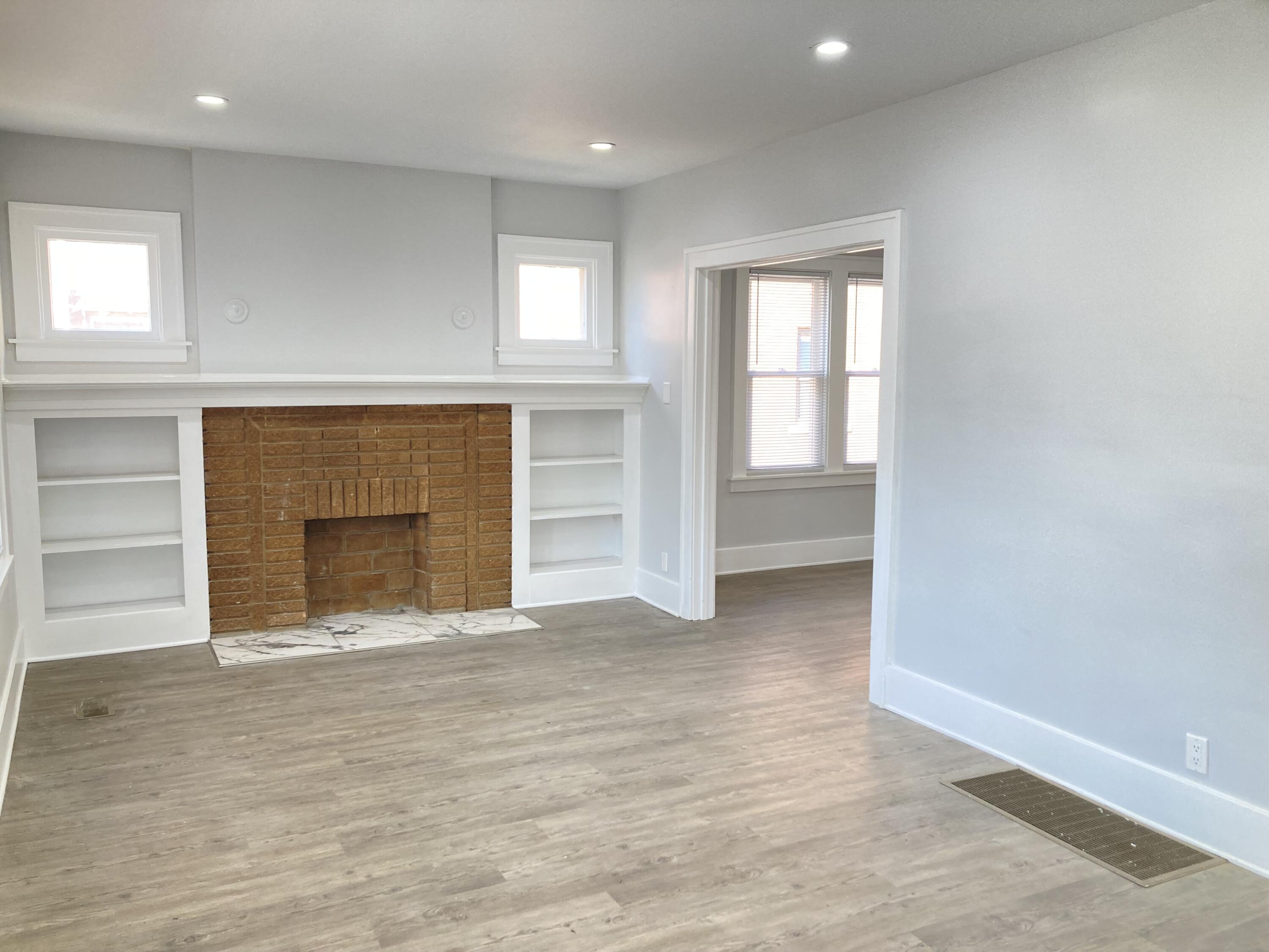 4462 Yorkshire Road Detroit, MI 48224 - Photo 3 of 13 IMG_3167