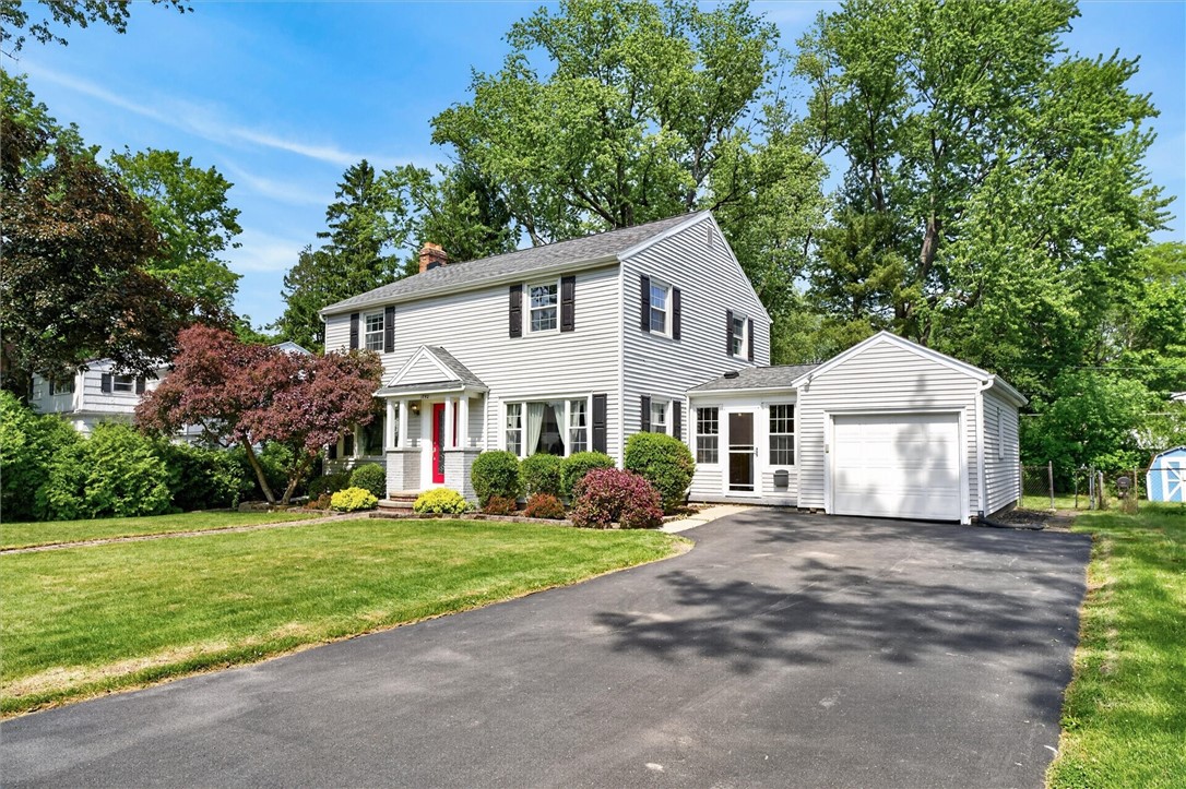 1792 Winton Road North Irondequoit, NY 14609 - Photo 4 of 48