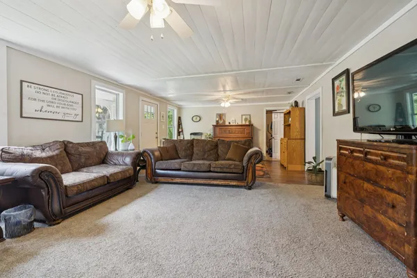 $419,900 | 860 Golden Hollow Road, Dixon Springs, TN 37057
