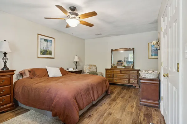 $419,900 | 860 Golden Hollow Road, Dixon Springs, TN 37057