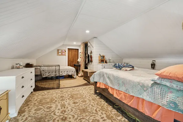 $419,900 | 860 Golden Hollow Road, Dixon Springs, TN 37057