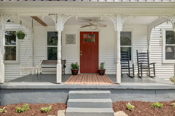 $419,900 | 860 Golden Hollow Road, Dixon Springs, TN 37057