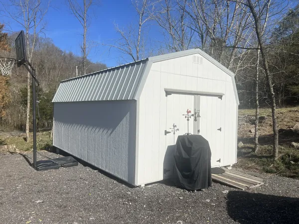 $419,900 | 860 Golden Hollow Road, Dixon Springs, TN 37057