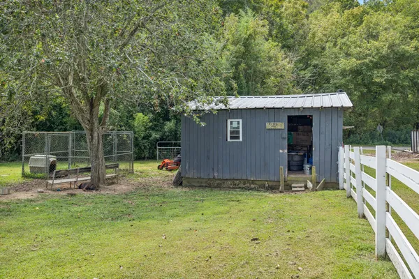 $419,900 | 860 Golden Hollow Road, Dixon Springs, TN 37057