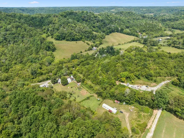 $419,900 | 860 Golden Hollow Road, Dixon Springs, TN 37057