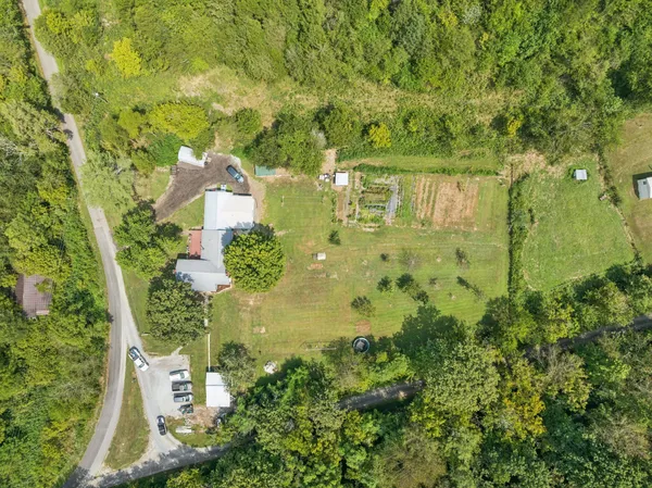 $419,900 | 860 Golden Hollow Road, Dixon Springs, TN 37057