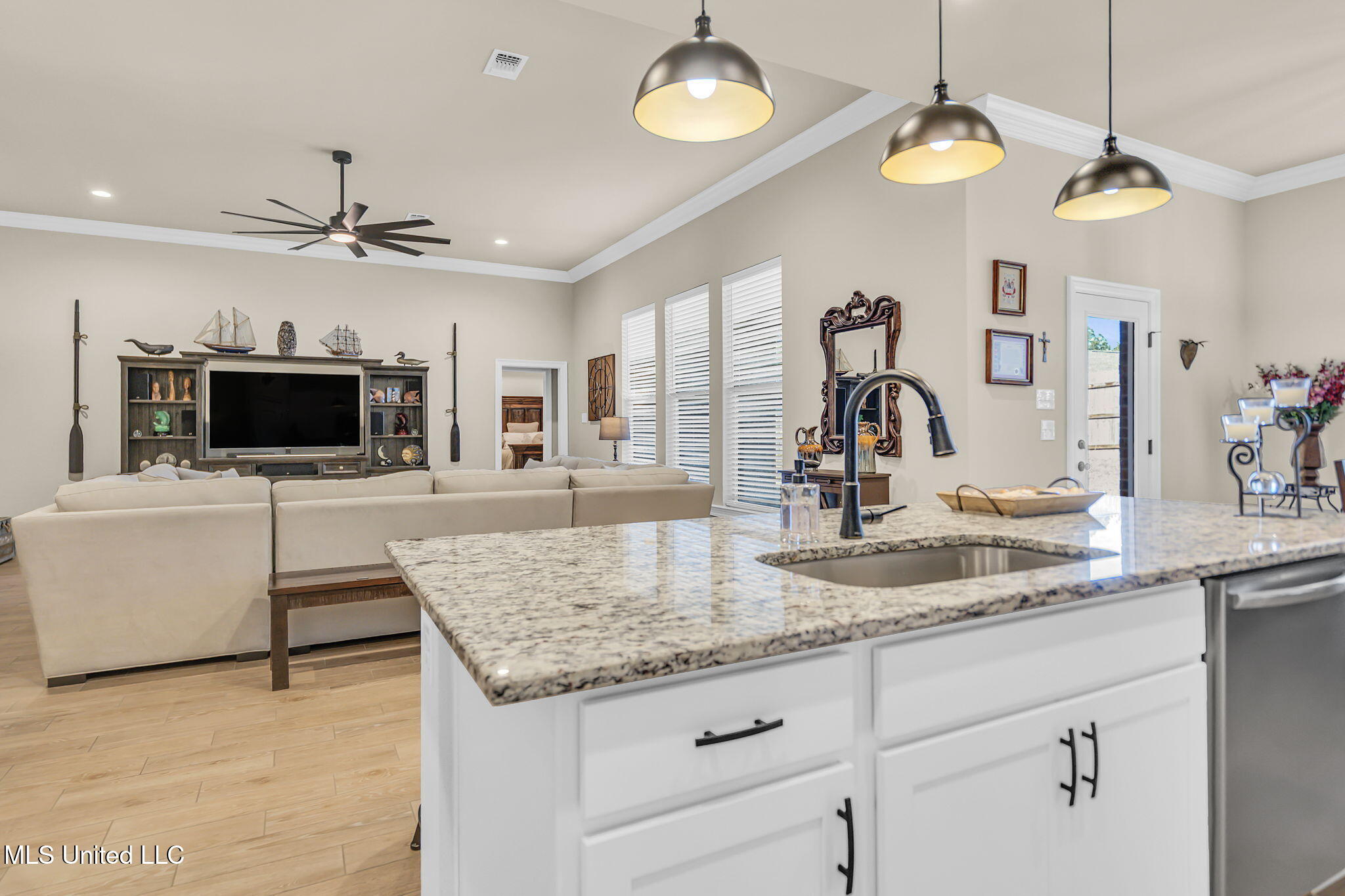 15538 Soaring Loop Gulfport, MS 39503 - Photo 9 of 23 9-web-or-mls-15538 Soaring Loop 9