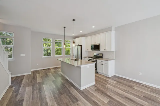 $349,000 | 584 Anne Avenue, Brighton, MI 48116