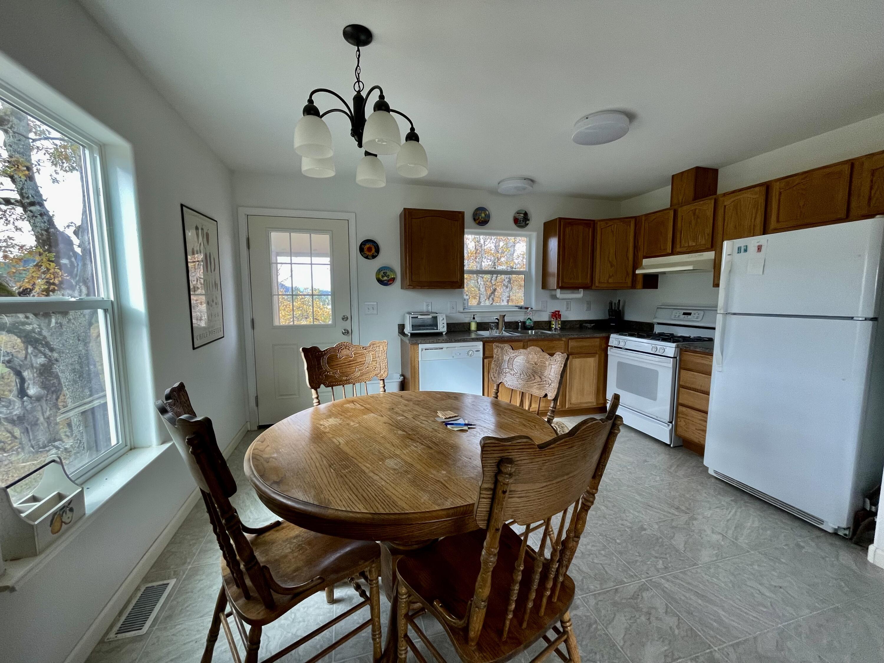 10381 Ruth Zenia Road Zenia, CA 95595 - Photo 12 of 64