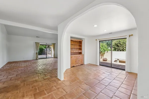 $759,000 | 424 La Quinta Lane, Sonoma, CA 95476