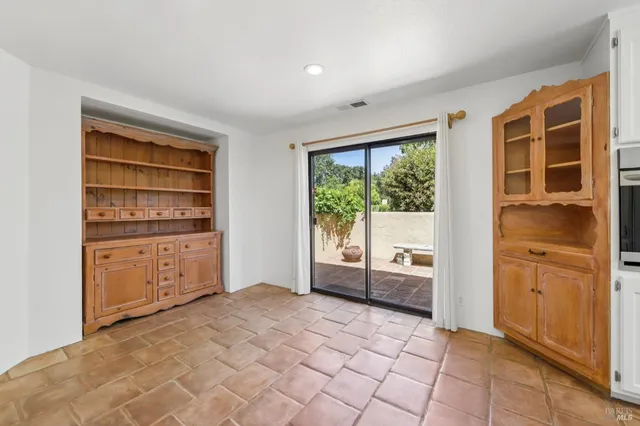 $759,000 | 424 La Quinta Lane, Sonoma, CA 95476