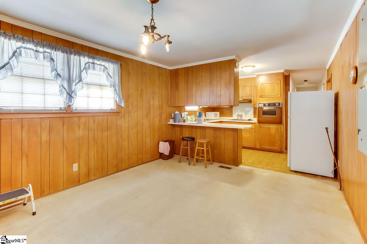 8 Piney Road Greenville, SC 29611 - Photo 12 of 25 Gallery Image 12