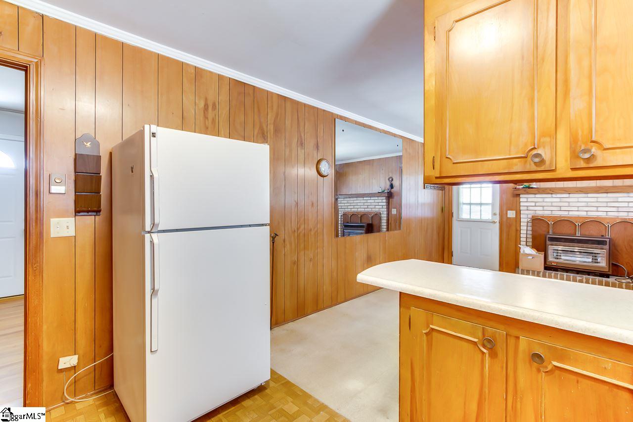 8 Piney Road Greenville, SC 29611 - Photo 14 of 25 Gallery Image 14