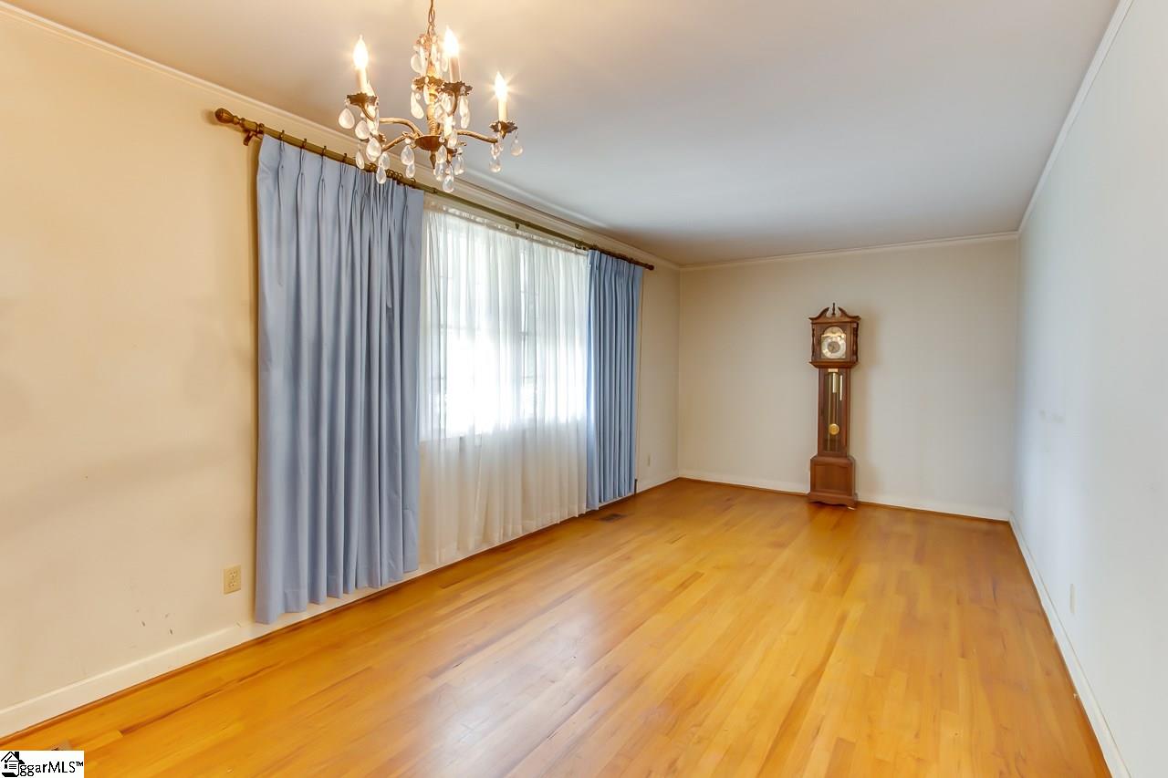 8 Piney Road Greenville, SC 29611 - Photo 7 of 25 Gallery Image 7