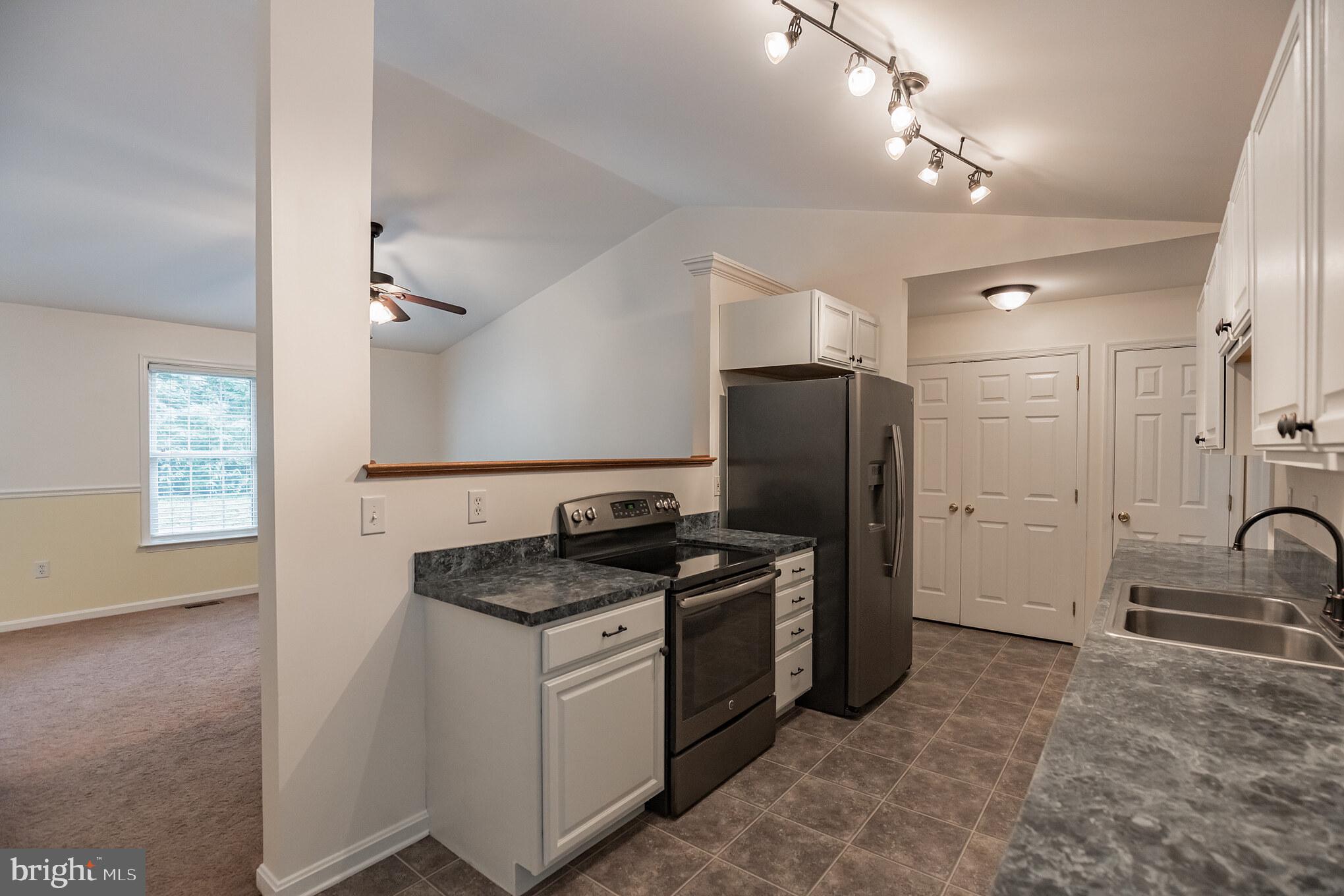 999 Crystal Rock Road Lusby, MD 20657 - Photo 8 of 31