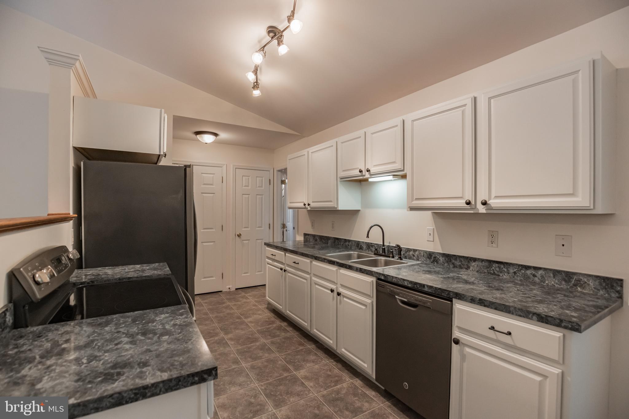 999 Crystal Rock Road Lusby, MD 20657 - Photo 9 of 31