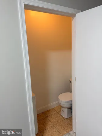 $2,000 | 2917 West Girard Avenue, Unit SECOND, Philadelphia, PA 19130