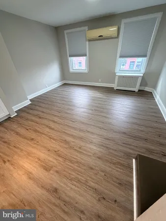 $2,000 | 2917 West Girard Avenue, Unit SECOND, Philadelphia, PA 19130