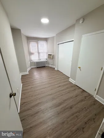 $2,000 | 2917 West Girard Avenue, Unit SECOND, Philadelphia, PA 19130