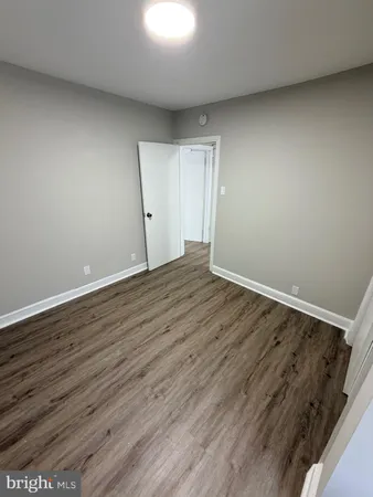 $2,000 | 2917 West Girard Avenue, Unit SECOND, Philadelphia, PA 19130