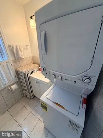 $2,000 | 2917 West Girard Avenue, Unit SECOND, Philadelphia, PA 19130