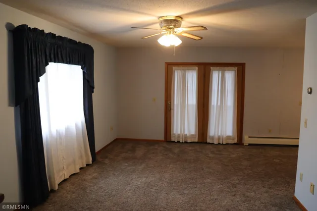 $449,900 | 528 Old Trail Road, Hinckley, MN 55037