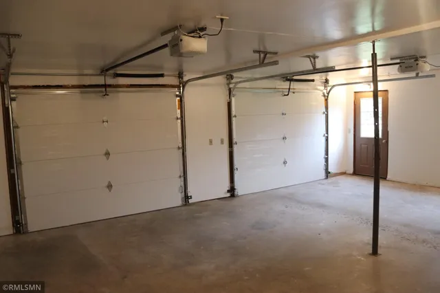 $449,900 | 528 Old Trail Road, Hinckley, MN 55037