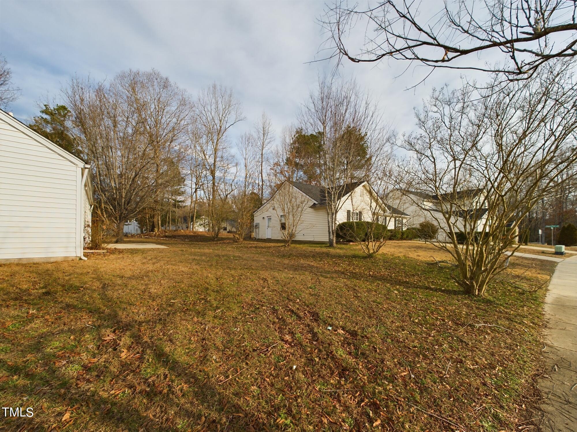 3225 Balm Court Raleigh, NC 27610 - Photo 35 of 43 CAM01608G0-PR0048-STILL005